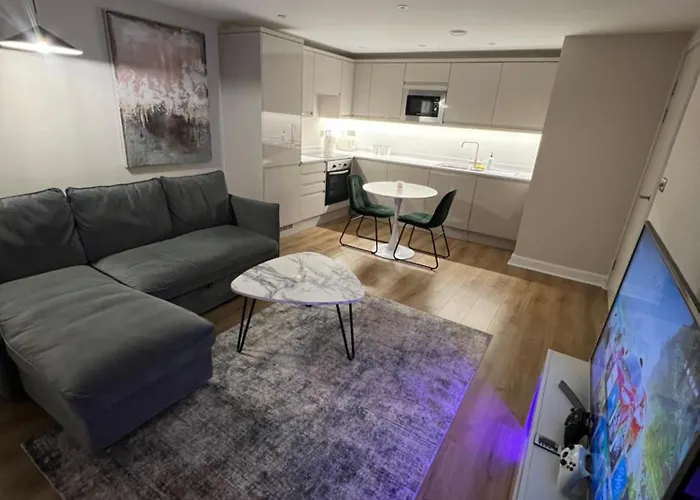 Cozy Intimate - Leeds (West Yorkshire)